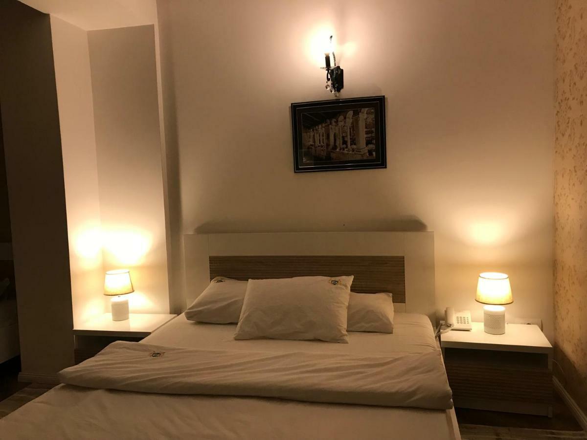Hotel Apollonia Gjakova Zewnętrze zdjęcie